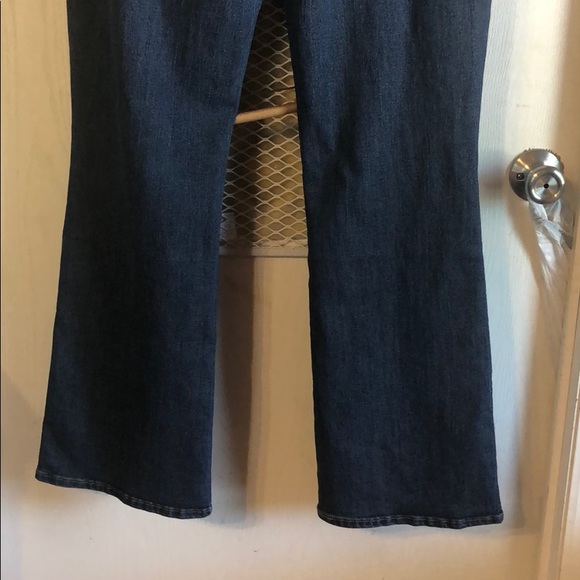 Levi Strauss Boot Cut Jeans - Picture 5 of 5